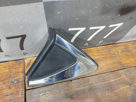 Накладка крыла заднего левого Mazda 6 (GJ) 12-24 Б/У Оригинал GHK150N50