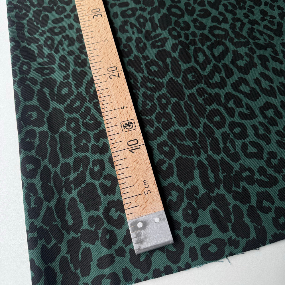 Джинса хлопковая Лео (зелёный фон)