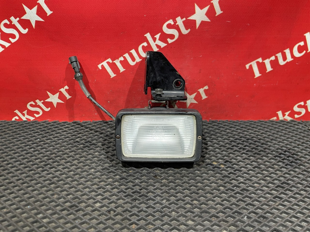 Фонарь за кабиной 2018г