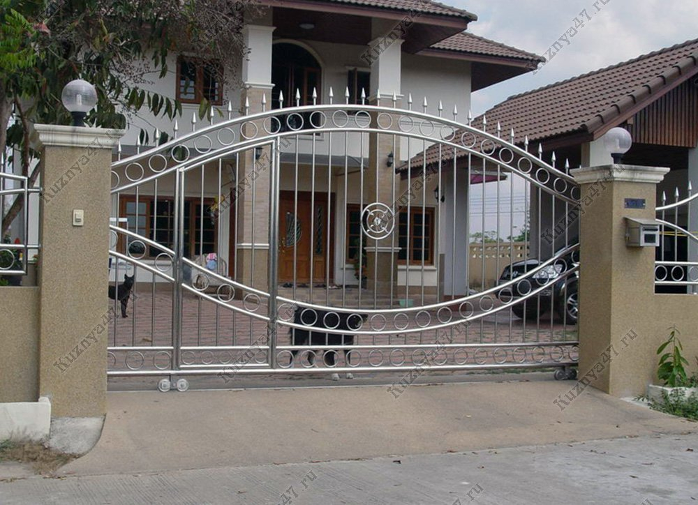 Распашные кованые ворота 22