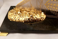 Подарок строителю "Мастерок" на долерите с фианитами