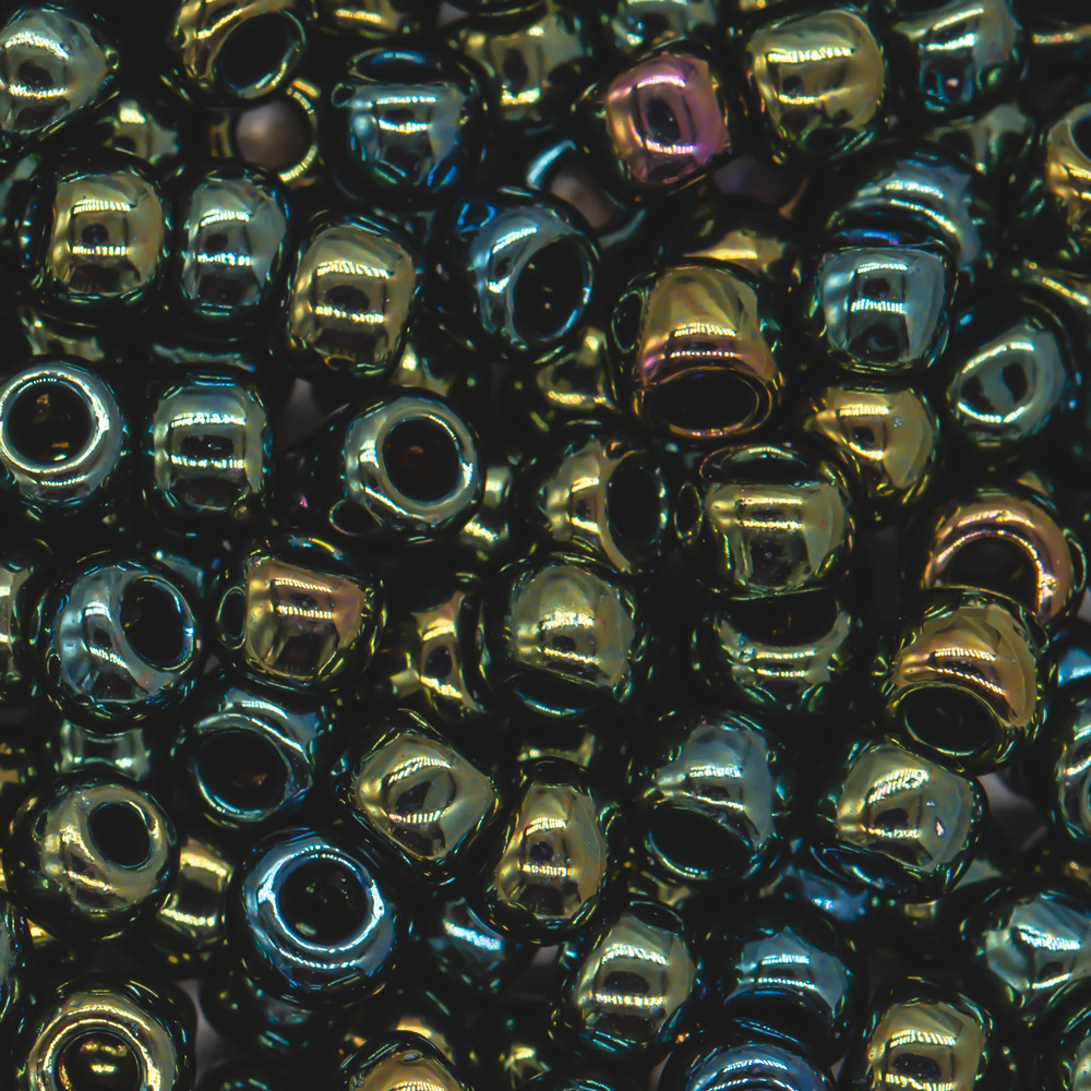 Японский бисер TOHO Round 6/0 (№84), металлизированный, непрозрачный глянцевый