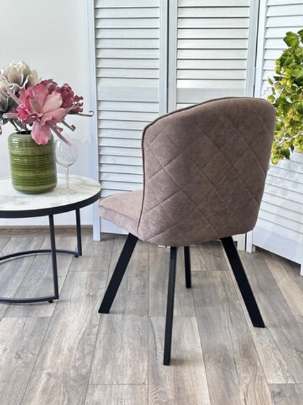 Стул М-City DISAUR Мод (Mode) поворотный на поворотный на 360 градусов, B5 Капучино, Велюр, Черный каркас