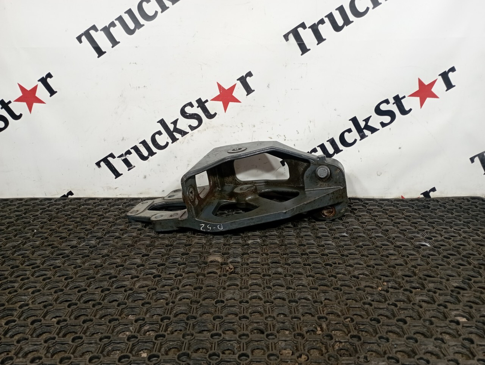 Кронштейн рессоры передней левый 2018г.