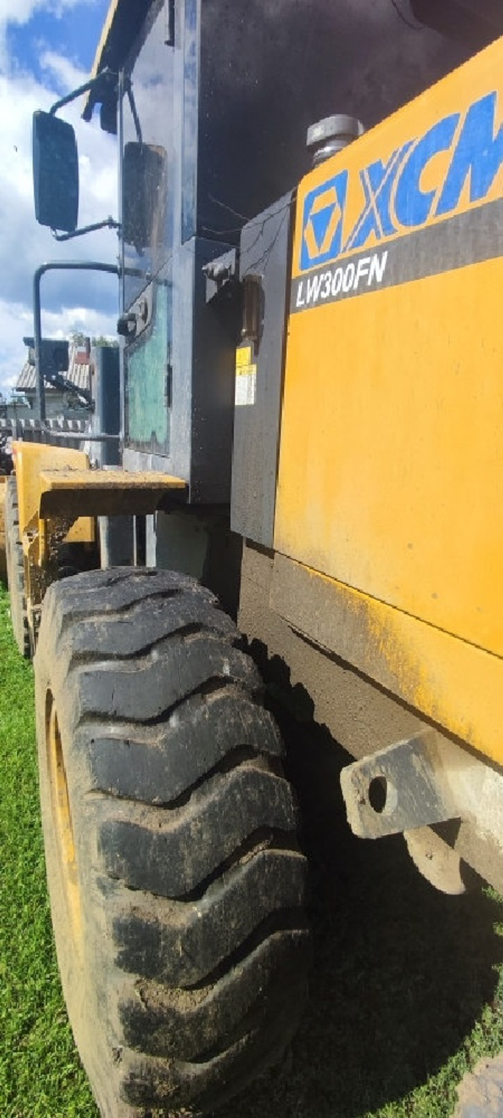 XCMG LW* Фронтальный погрузчик LW300FN (Дизельный, 6,8 л, 125 л.с., АТ)