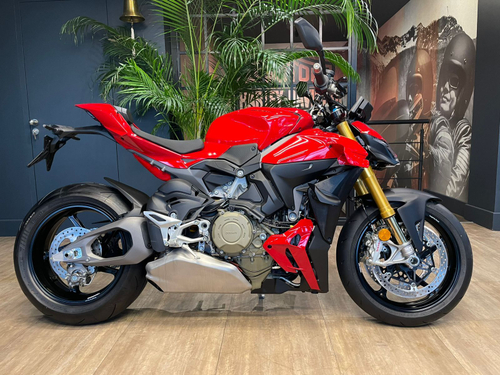 Ducati Streetfighter V4, 2025