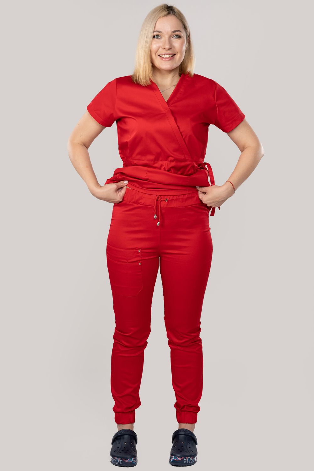 Костюм медицинский женский 386 КРАСНЫЙ