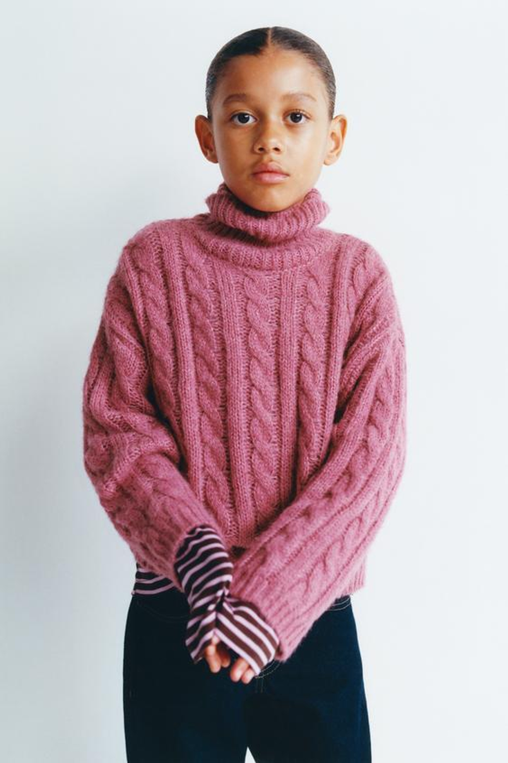 ZARA СВИТЕР С УЗОРОМ «КОСЫ», ПУДРОВО-РОЗОВЫЙ