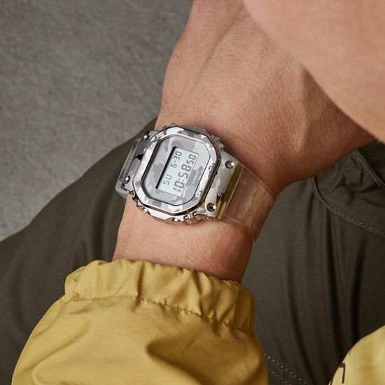 Наручные часы Casio G-Shock GM-5600SCM-1DR