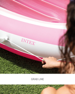 Надувной плот розовый "Фламинго" для плавания с ручками Intex 57558 142x137x97 см