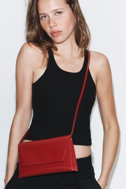 ZARA СУМКА ИЗ ЛАКИРОВАННОЙ ИСКУССТВЕННОЙ КОЖИ, КРАСНЫЙ