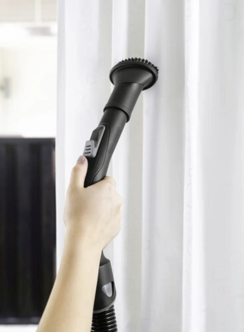 Пылесос сетевой KARCHER VC 3 1.198-053.0