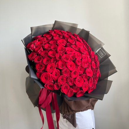 Букет из 101 красной розы