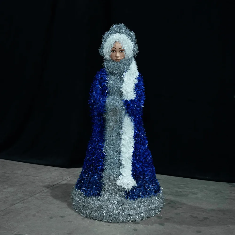 Светодиодная фигура "Снегурочка Искристая"