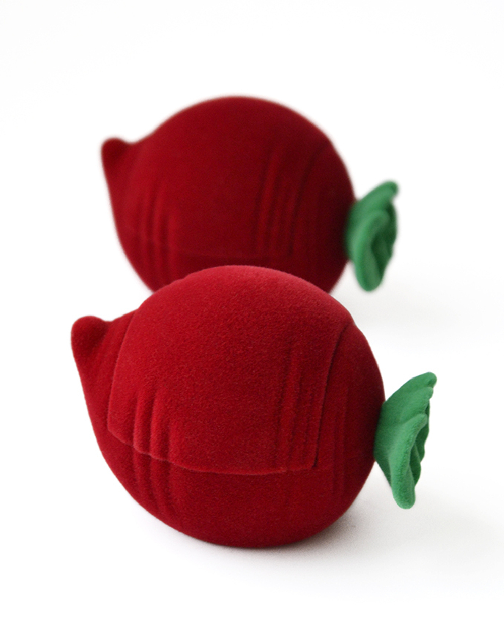 Флокированный футляр в форме редиски для ювелирных украшений