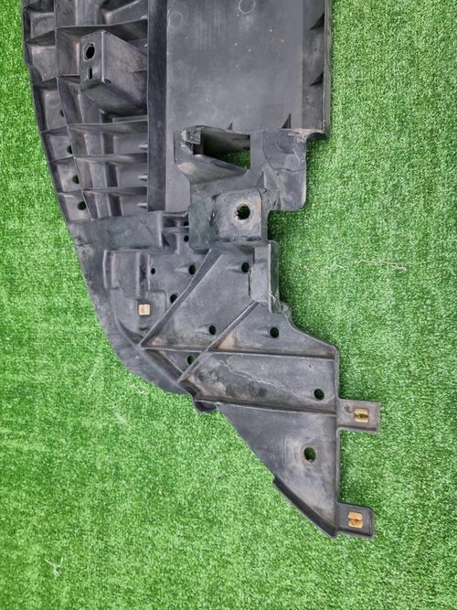 Пыльник переднего бампера Lexus NX 1 (2014-2021)