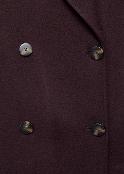 Объемное пальто из шерсти ручной работы