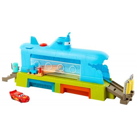 Mattel - Cars Cars Wieloryb Supermajnia Color change Set с автомобилем HGV70