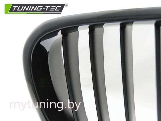 Решетки радиатора для BMW X5 E53 (99-03) черные матовые с глянцевой окантовкой