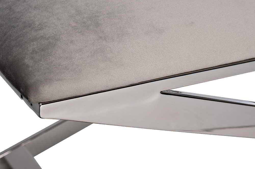 Банкетка велюровая Garda Decor светло-серая с хромированными ножками