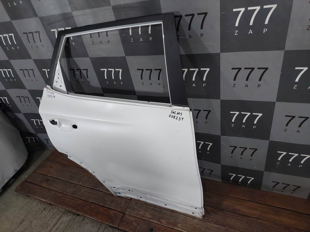 Дверь задняя правая Kia Seltos 19-нв Б/У Оригинал 77004Q5000