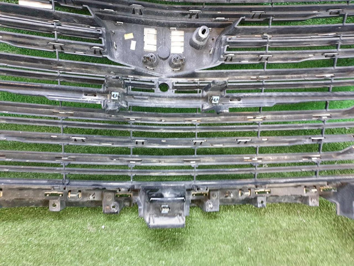 Решетка радиатора Cadillac Escalade 5 (2020-н.в.)