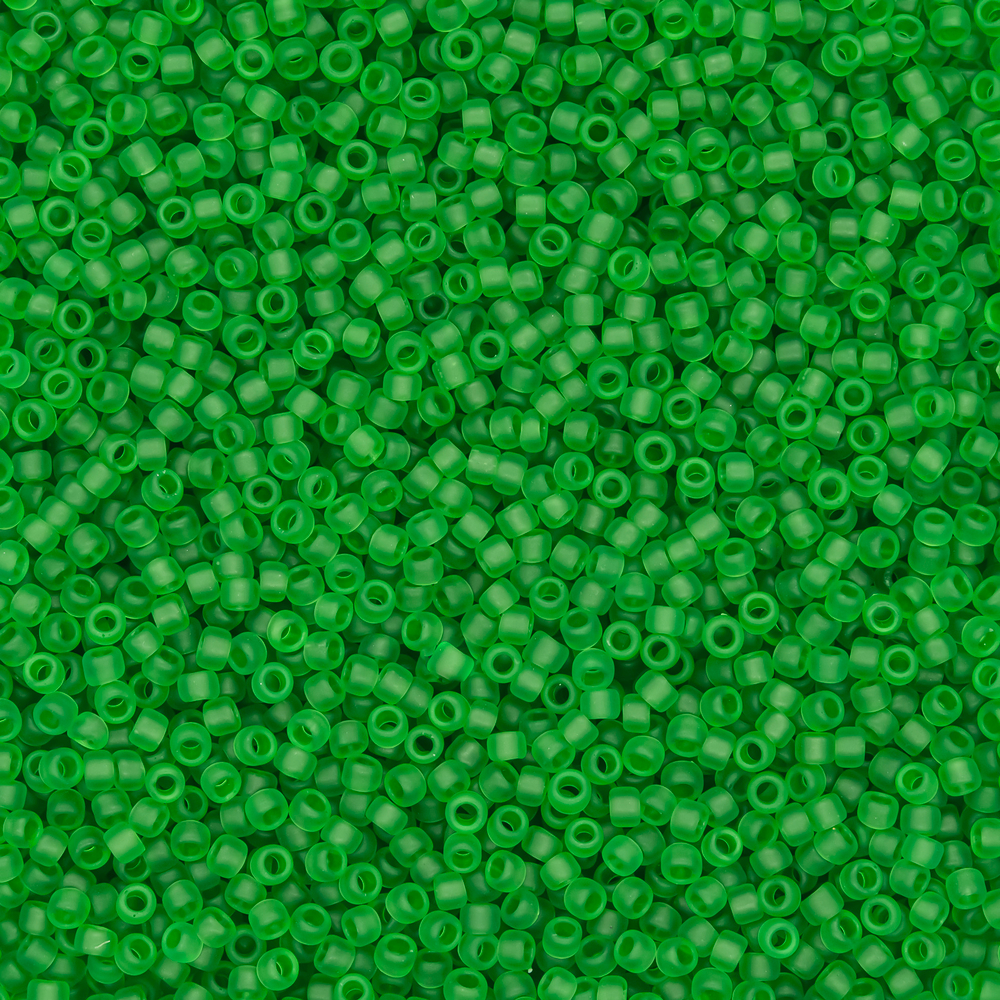 Японский бисер TOHO Round 15/0 (№7F), прозрачный матовый