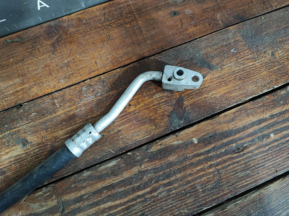 Трубка кондиционера Omoda C5 22-нв Б/У Оригинал 301001316AA