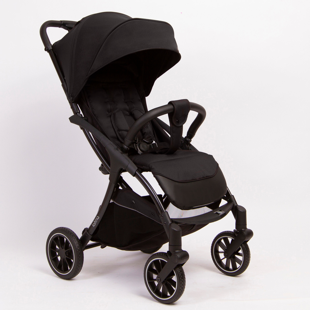 Peppy Коляска прогулочная Latina (black cosmos) черная