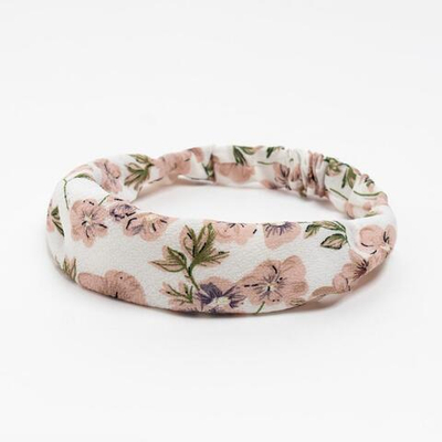 Косынка для девочки "Цветы", цв. белый, р-р 50, (MINAKU)