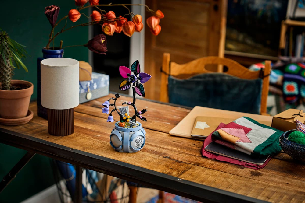 Конструктор LEGO Disney 43288 Sally's Flowerpot