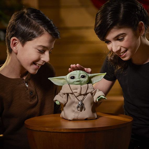 Star Wars The Child Animatronic Edition Baby Yoda