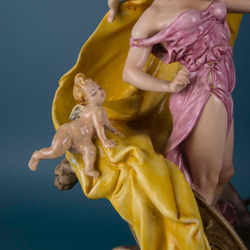 Винтаж: Фарфоровая мануфактура Capodimonte «Афродита в колеснице»