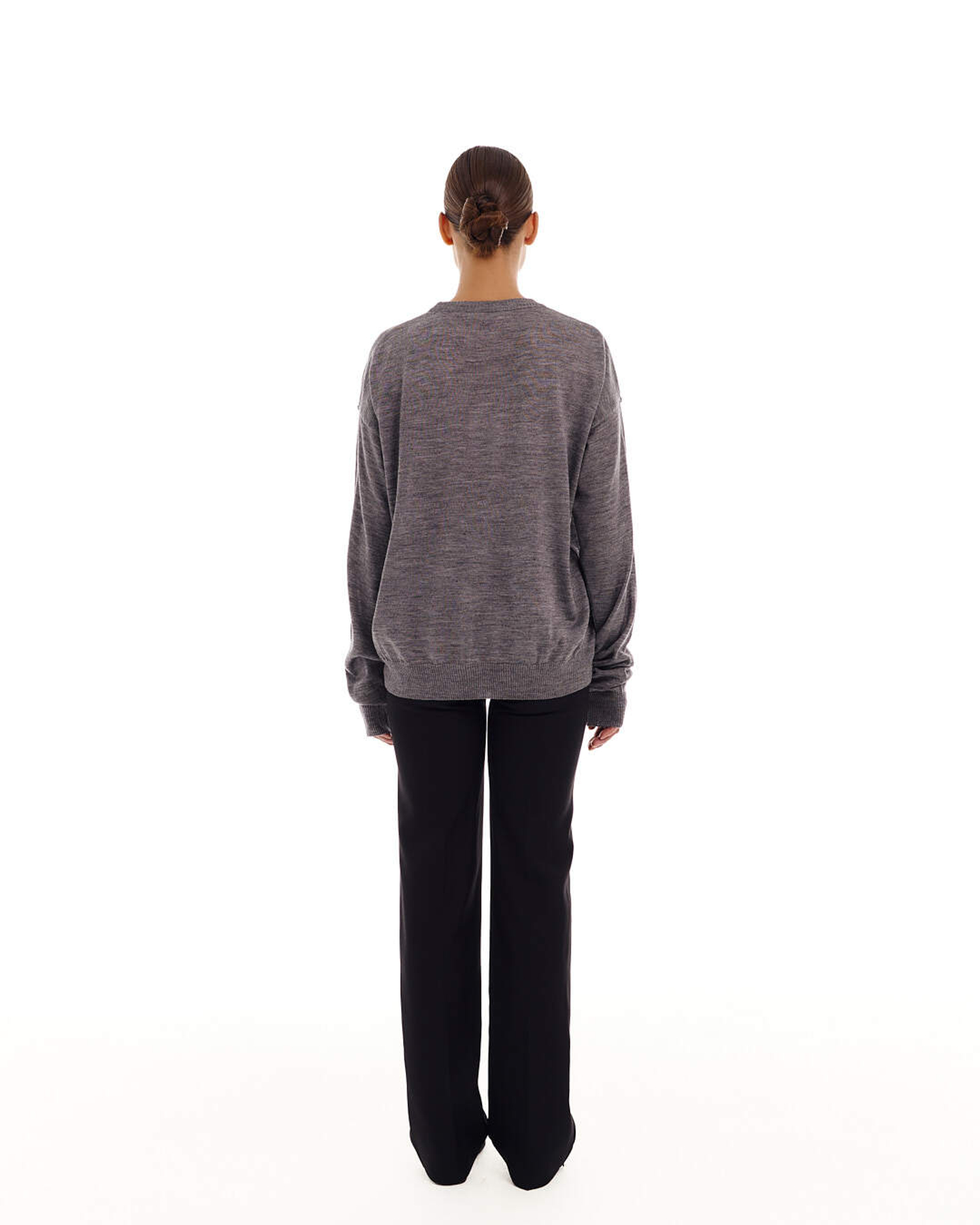 Свитер серый  Grigio (Гриджо) с разрезом серый