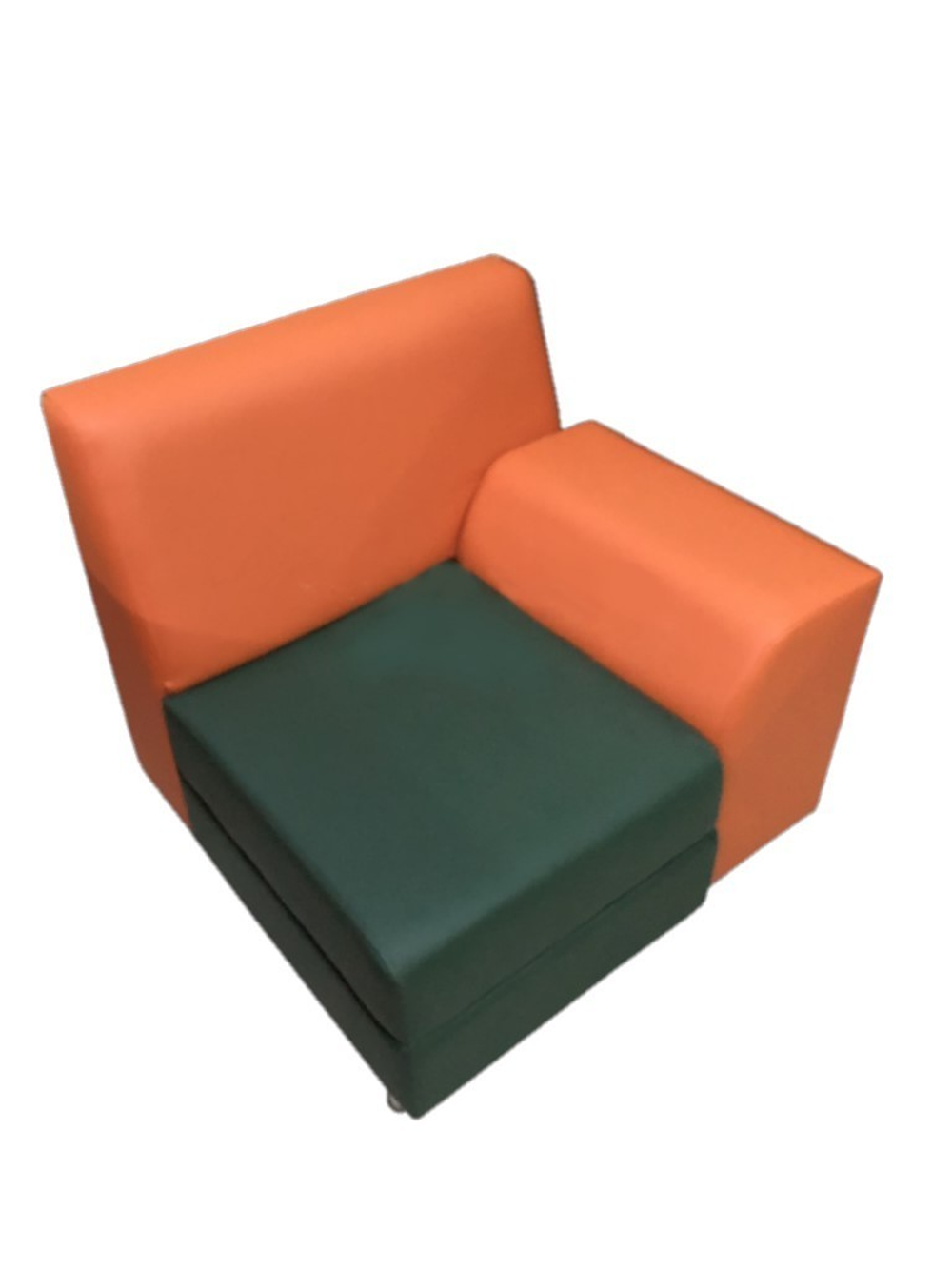 левый подлокотник