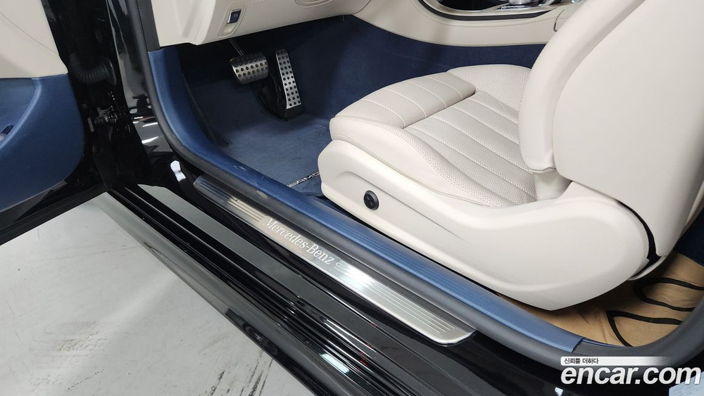 Mercedes-Benz E-Class W213 E450 4MATIC Cabriolet (03.2023)