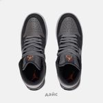  Кроссовки Jordan 1 Mid 