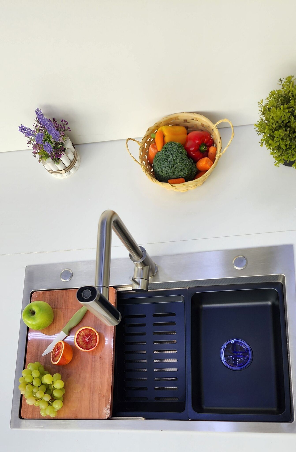 Многофункциональная кухонная мойка из нержавеющей стали BZ9949HS цвета Черный