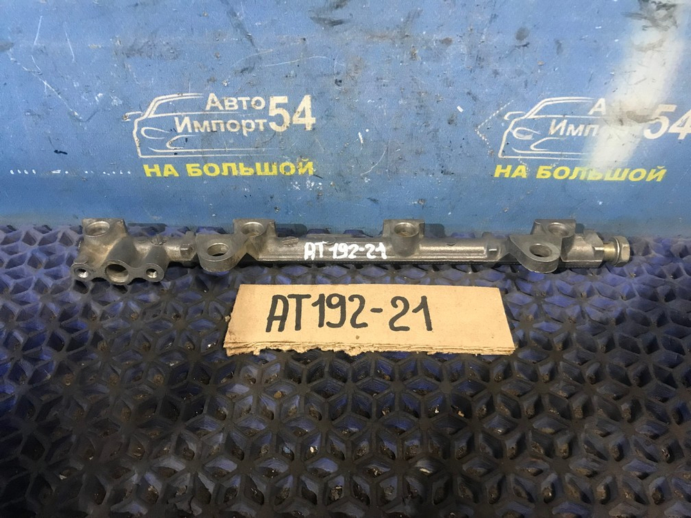 Топливная рейка TOYOTA CARINA 1994