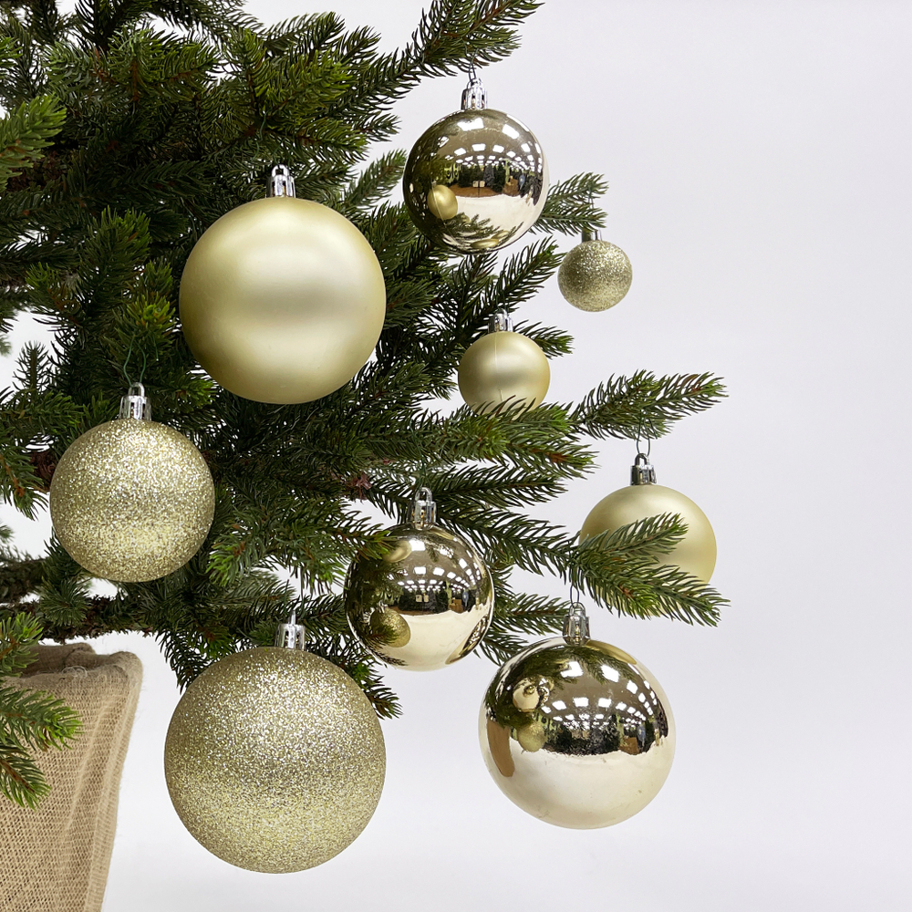 Набор пластиковых шаров 46шт ChristmasDeLuxe шампань