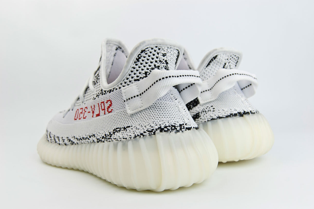 Кроссовки Adidas Yeezy 350 boost v2 Zebra