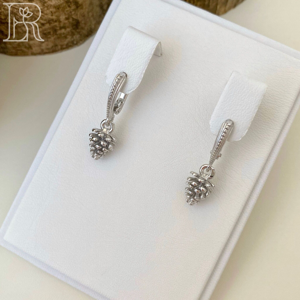 LEFIREL' Серьги серебряные женские "Шишечки" / ювелирные украшения из родированного серебра 925