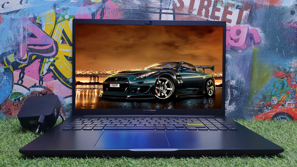 Ноутбук ASUS Ryzen 5/16Gb/FHD/Vivobook 15 M513UA-BN724/Windows 11