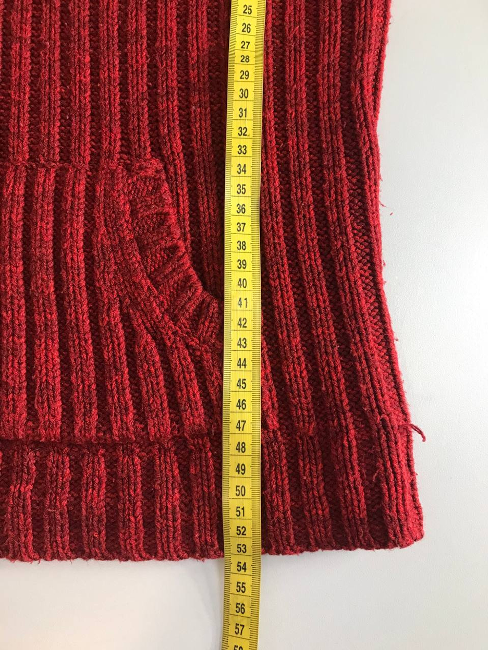 Свитер с капюшоном, визуально на 44 размер