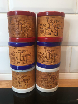 Кружка малая фарфоровая без ручки c берестой. Коллекция Onfim (Онфим)