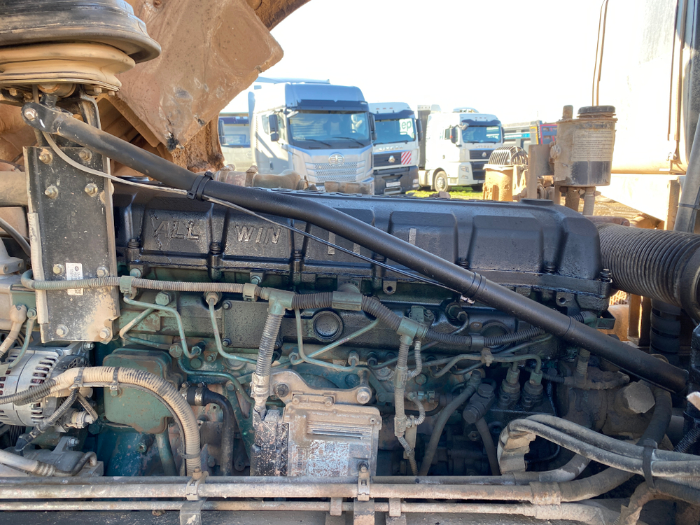 FAW J6 8x4 Самосвал СА3310Р66K24T4E5 (Дизельный, 11,1 л, 420 л.с., МТ)