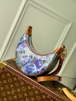 Louis Vuitton Loop