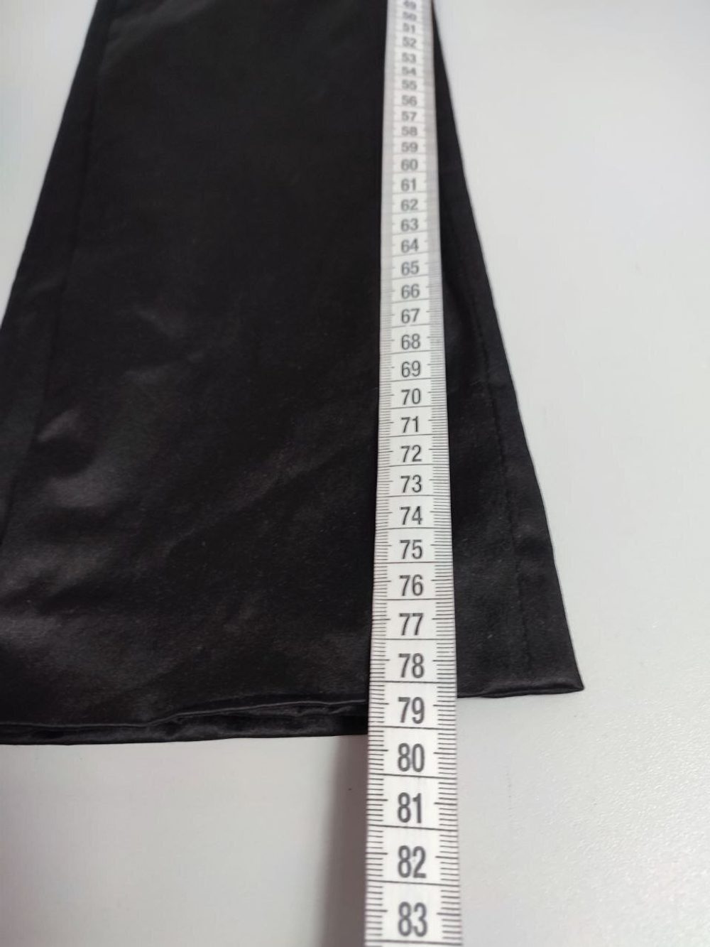 Брюки Zara атласные 42 размер