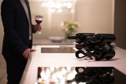 Подставка для бутылок Cuvee, черная