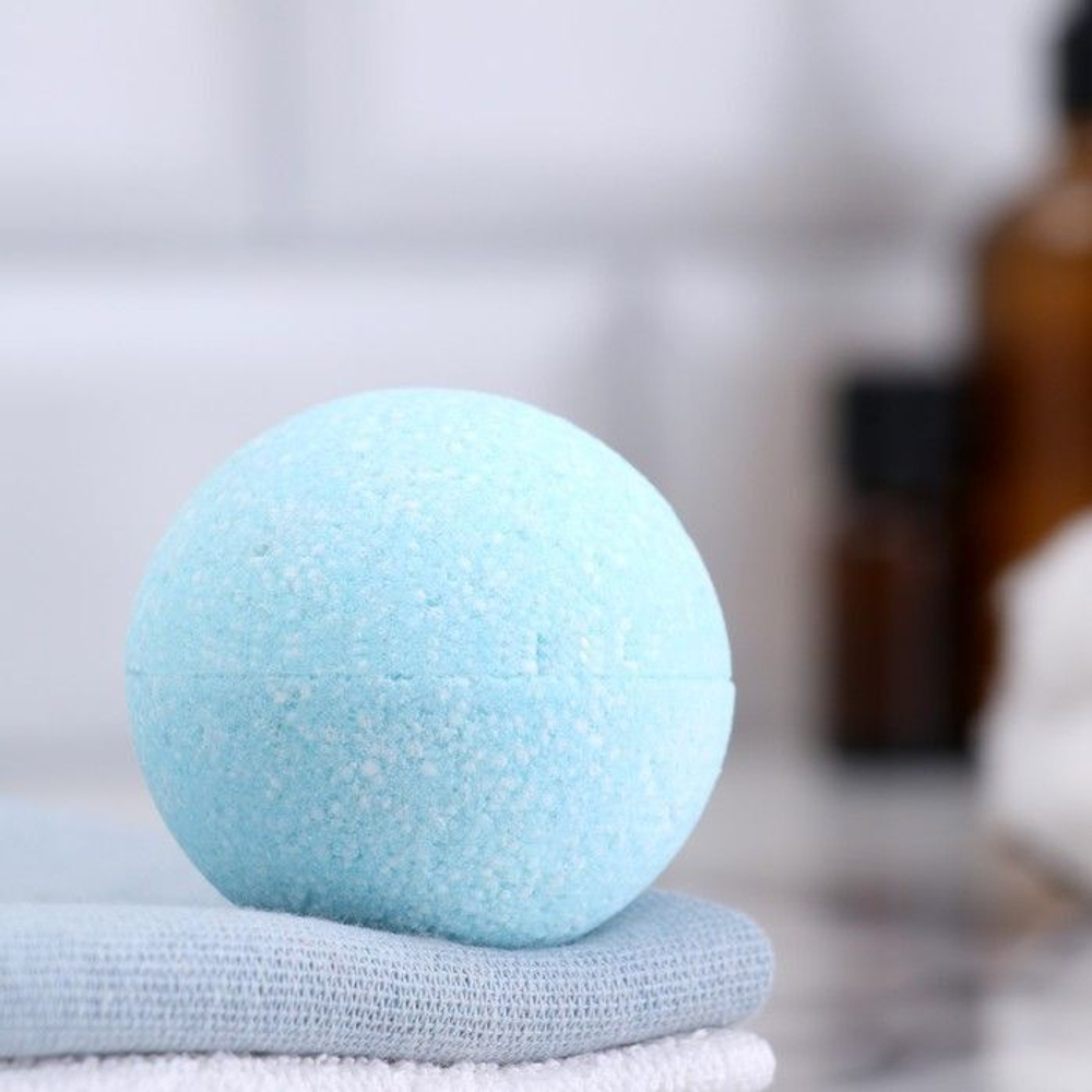 Бомбочка для ванны с морской солью Лазурная волна - 130 гр. (Цвет: не задано)